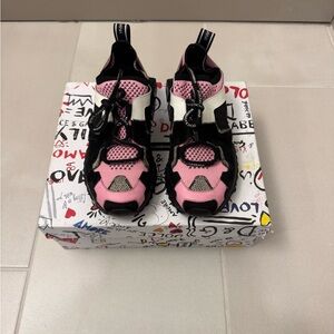 Last Chance | Dolce & Gabbana Sorrento Sneakers Women’s US 8 38 EUR Pink Black